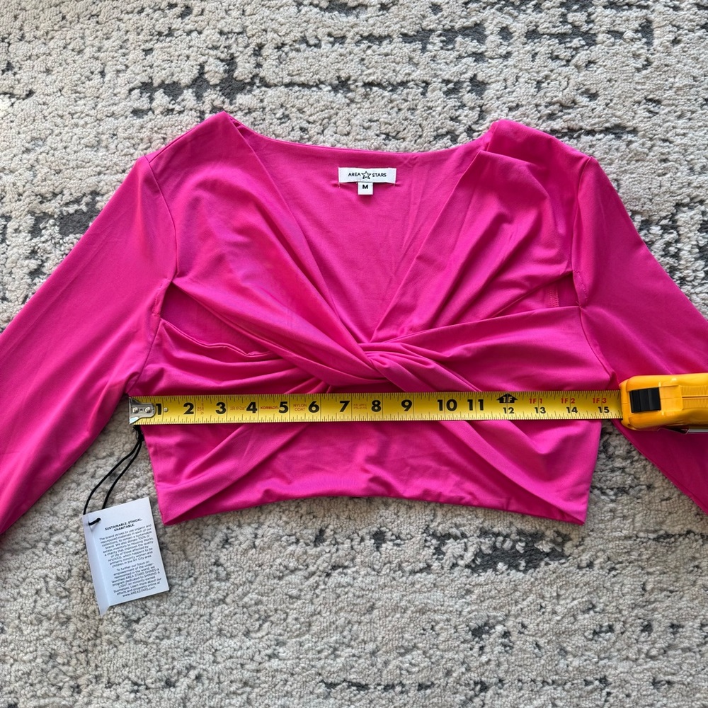 NWT- Area Stars Pink Criss Crossed Cropped Long Sleeve Sz M - Picture 11 of 12